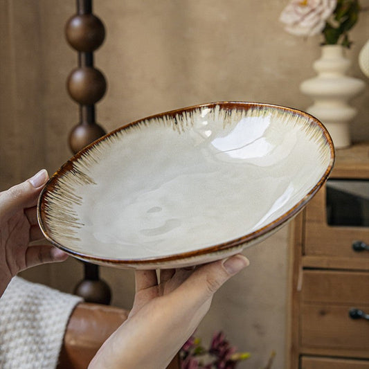 Vintage 2286 cm Irregular Ceramic Salad Plate