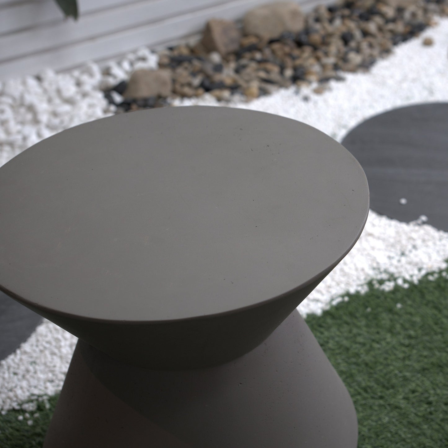 Decorative Garden Conner Table,18.1' H Modern Heavy Duty Patio Sturdy