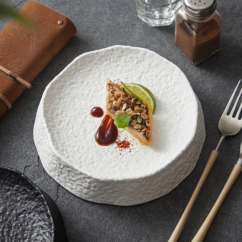Elegant Ceramic Dinner Plate Unique Design for Fine Dining