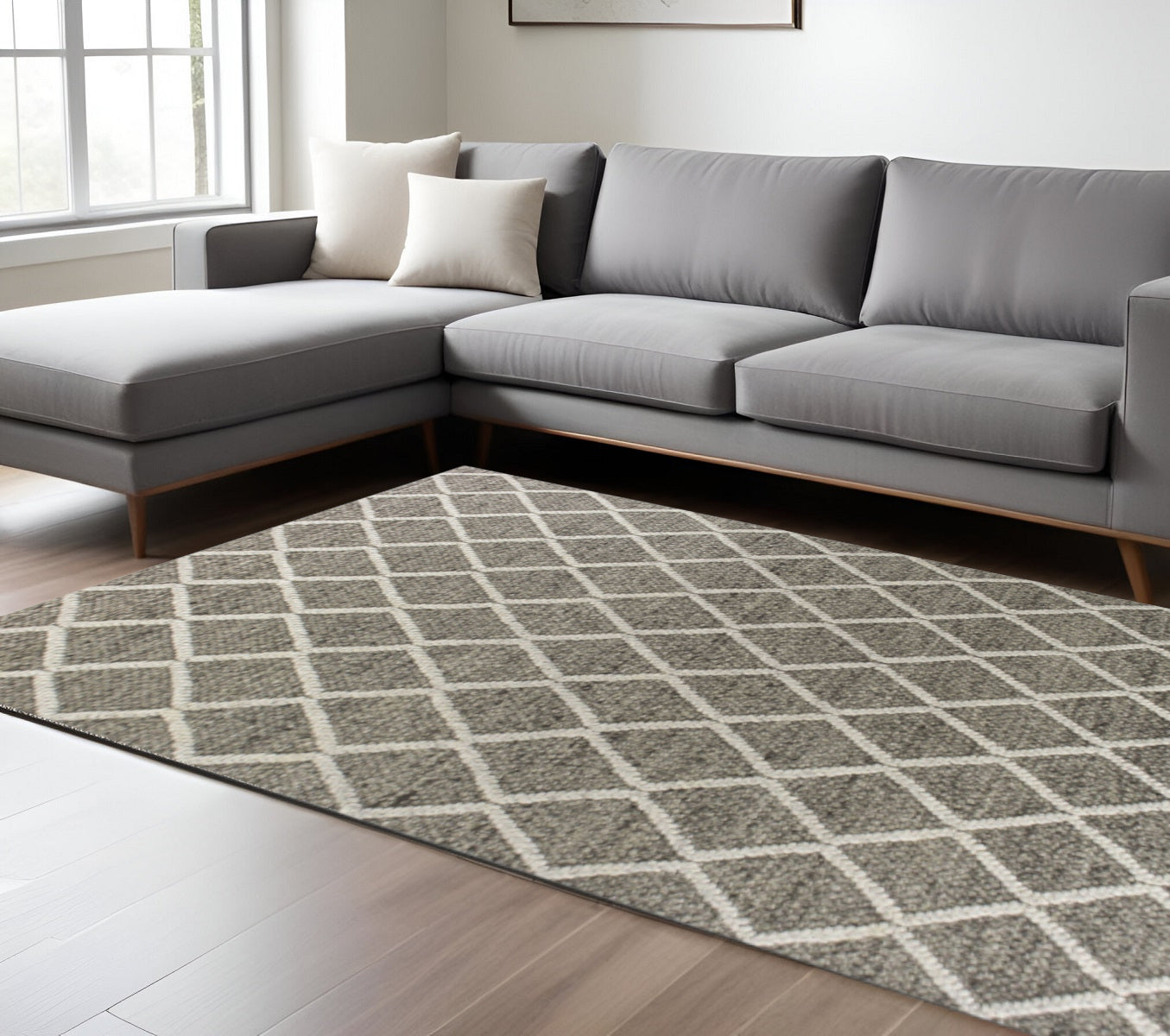 8' X 10' Dark Gray And Ivory New Zealand Lambs Wool Diamond Hand Woven