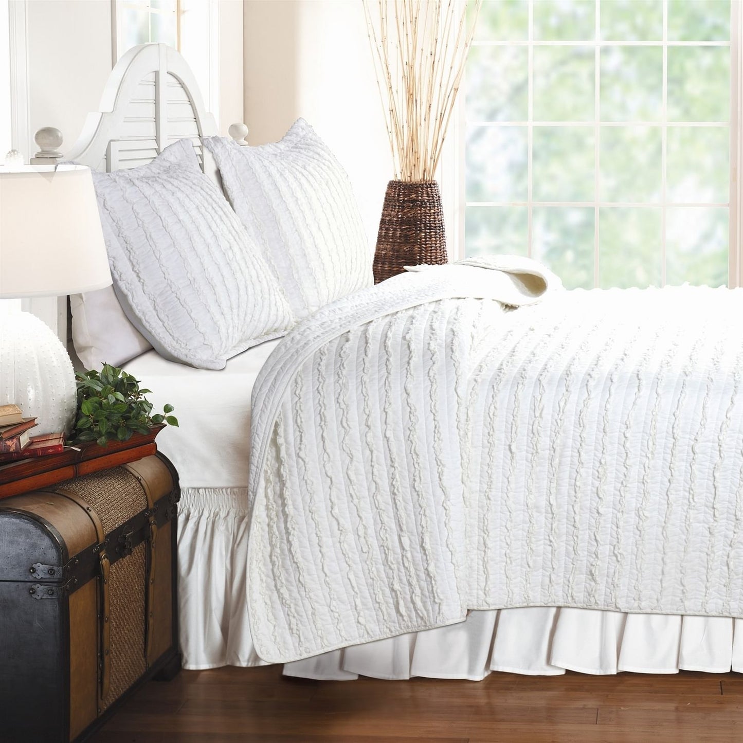 King size 3-Piece Quilt Set with 2 Pillow Shams 100% Cotton White