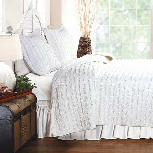 King size 3-Piece Quilt Set with 2 Pillow Shams 100% Cotton White